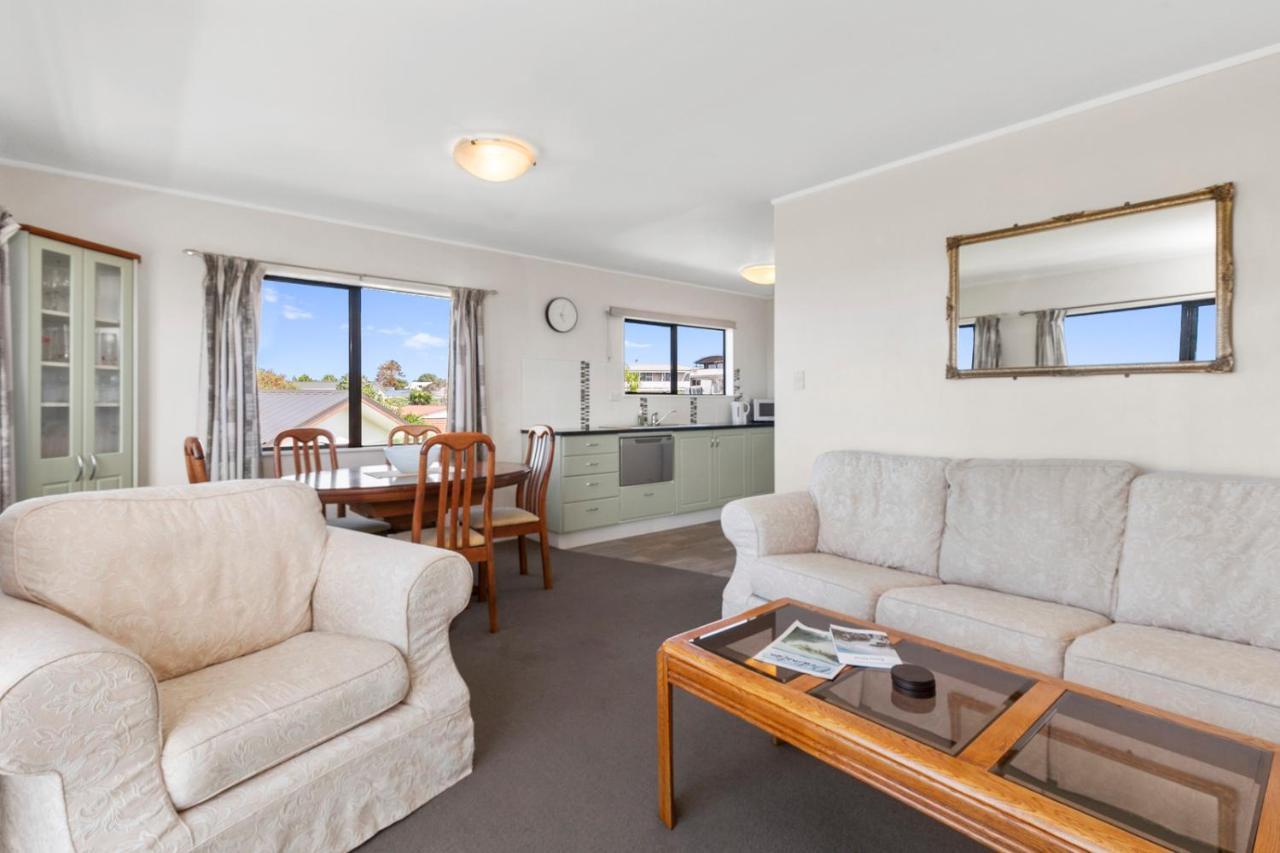 Snells Seaside Bach - Snells Beach Holiday Home エクステリア 写真